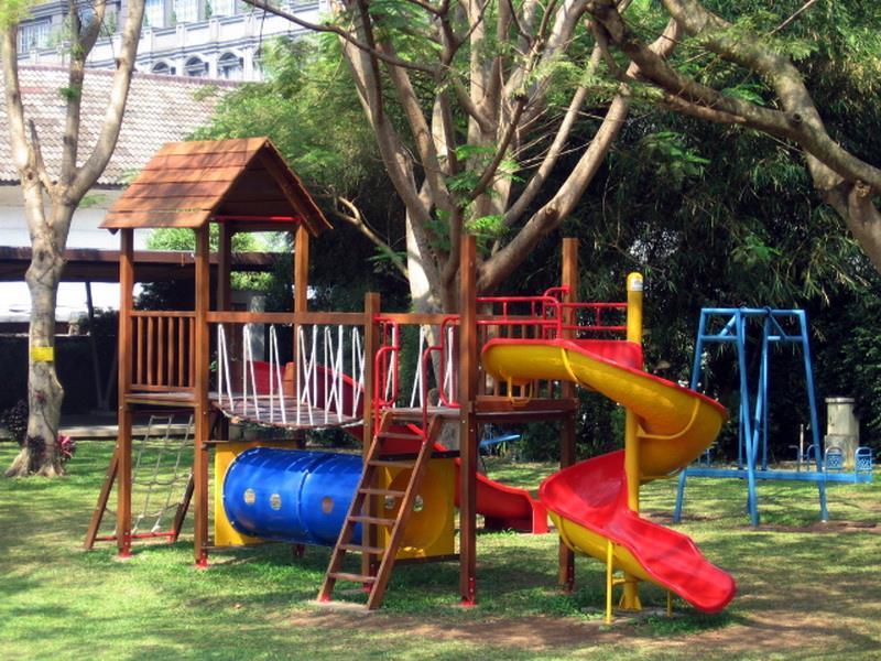 Puri Setiabudhi Bandung Exterior photo