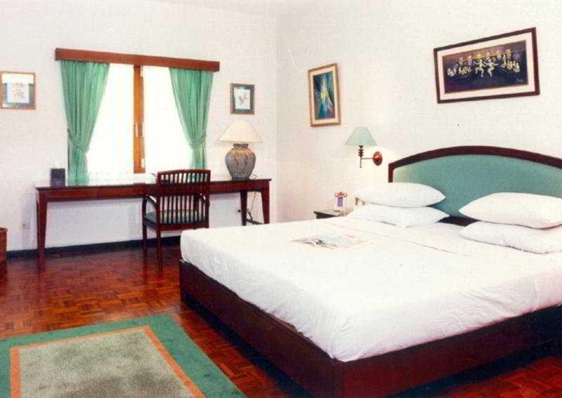 Puri Setiabudhi Bandung Exterior photo